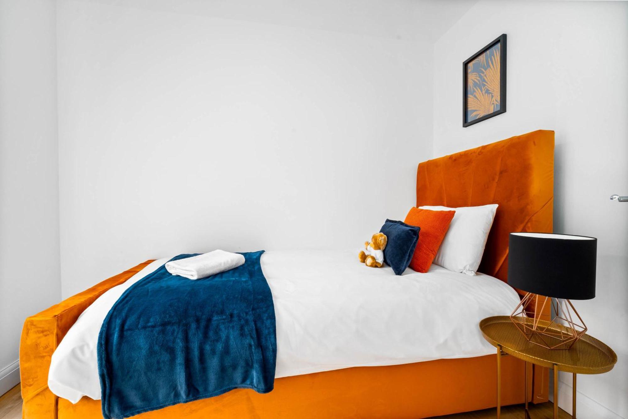 Luxury City Centre 5 Bed House With En-Suite, Bbq, On-Site Parking By Azura Nights Бирмингам Екстериор снимка