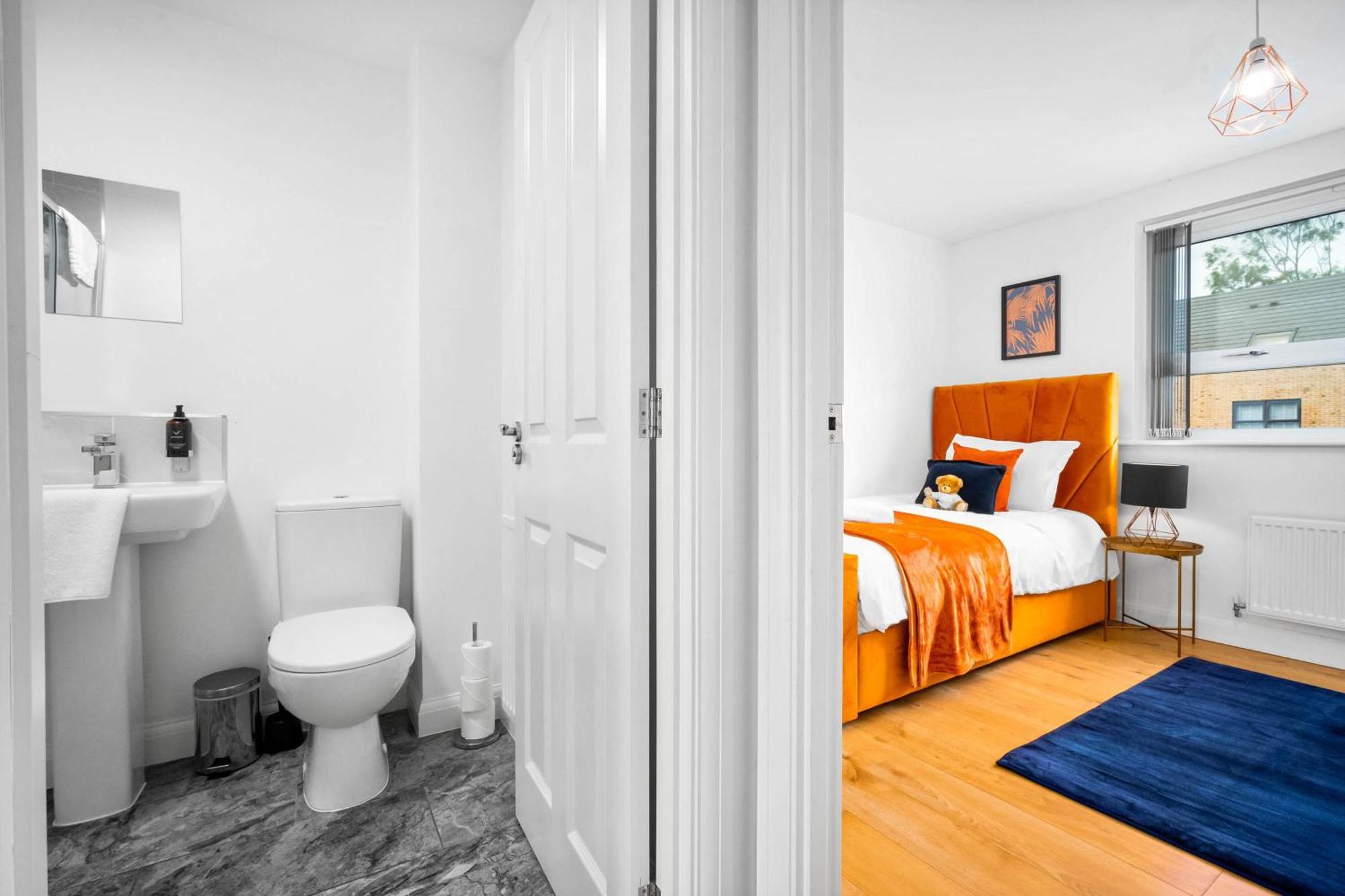 Luxury City Centre 5 Bed House With En-Suite, Bbq, On-Site Parking By Azura Nights Бирмингам Екстериор снимка